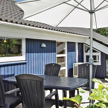 Semesterbostad Noddehaven Iv *